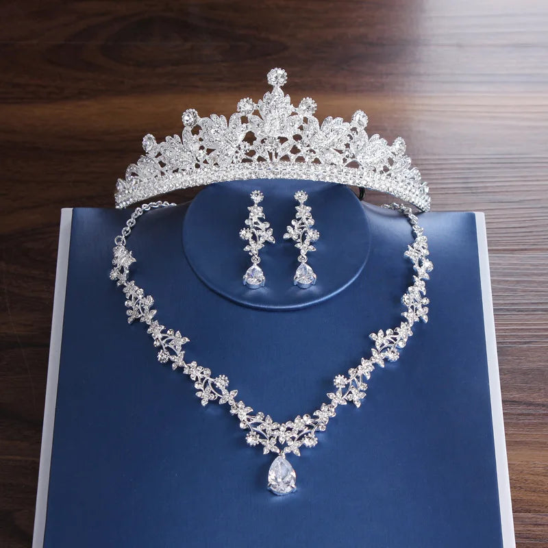 Luxury Bridal Tiaras Crown Leaf Wedding Jewelry Sets Statement Necklaces Earrings Set Hair Accessories African Beads Jewelry Set