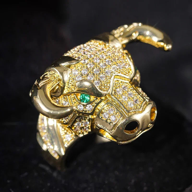Iced Out Bull Head Ring for Men/Women with Green CZ Eyes Hip Hop Charming Jewelry for Party Rapper Style Accessory