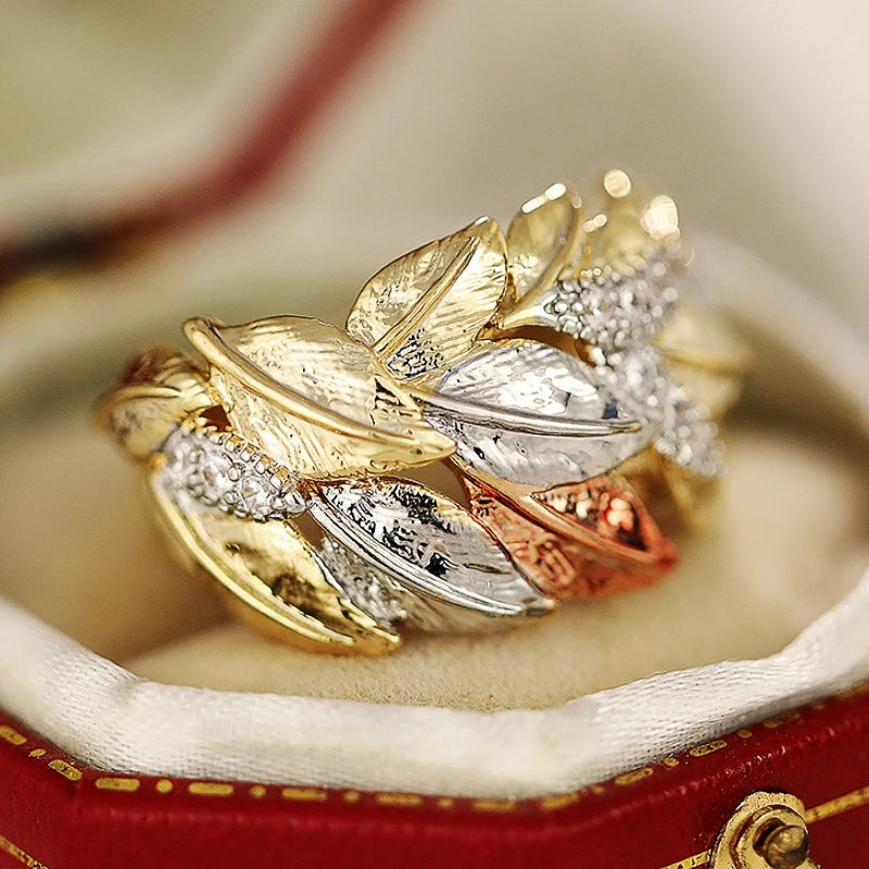 Three-tone Leaf Design Finger Rings for Women Inlaid Dazzling Cubic Zirconia New Fashion Wedding Band Luxury Lady Jewelry