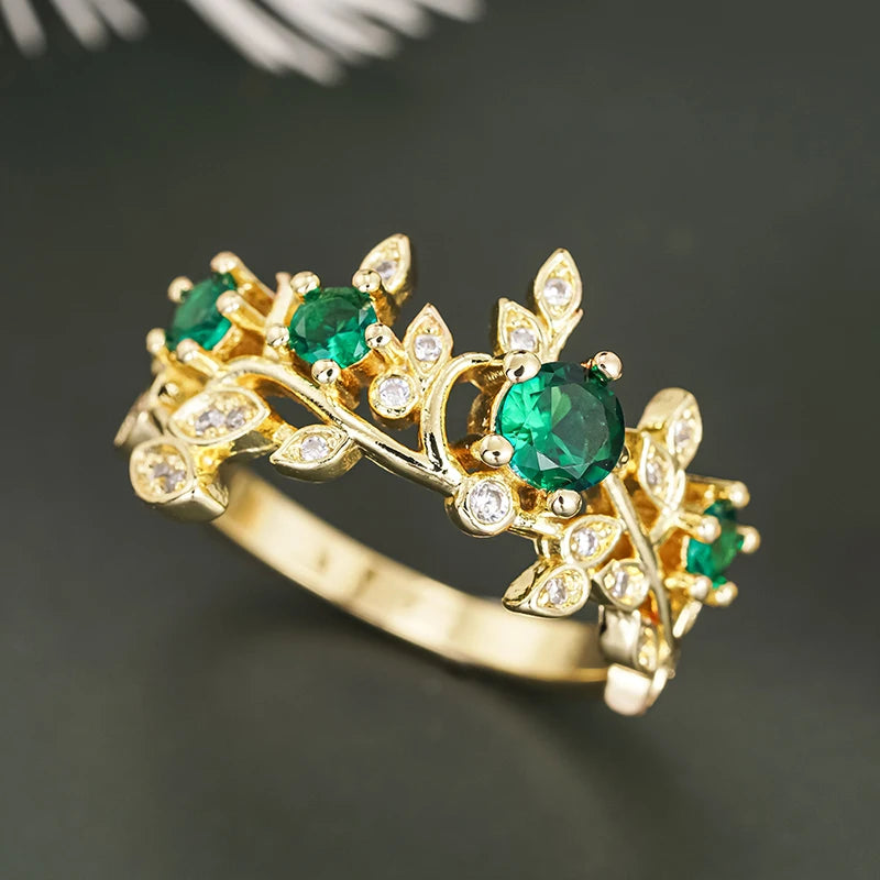 Aesthetic Creative Rings Fresh Stylish Women’s Finger Accessory with Green Cubic Zirconia Temperament Engagement Jewelry
