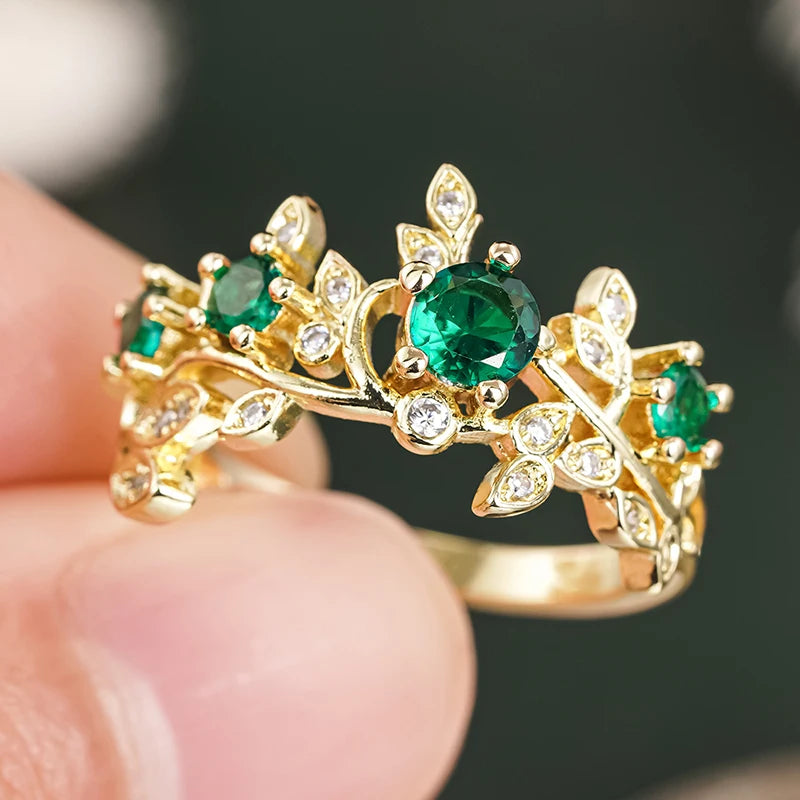 Aesthetic Creative Rings Fresh Stylish Women’s Finger Accessory with Green Cubic Zirconia Temperament Engagement Jewelry