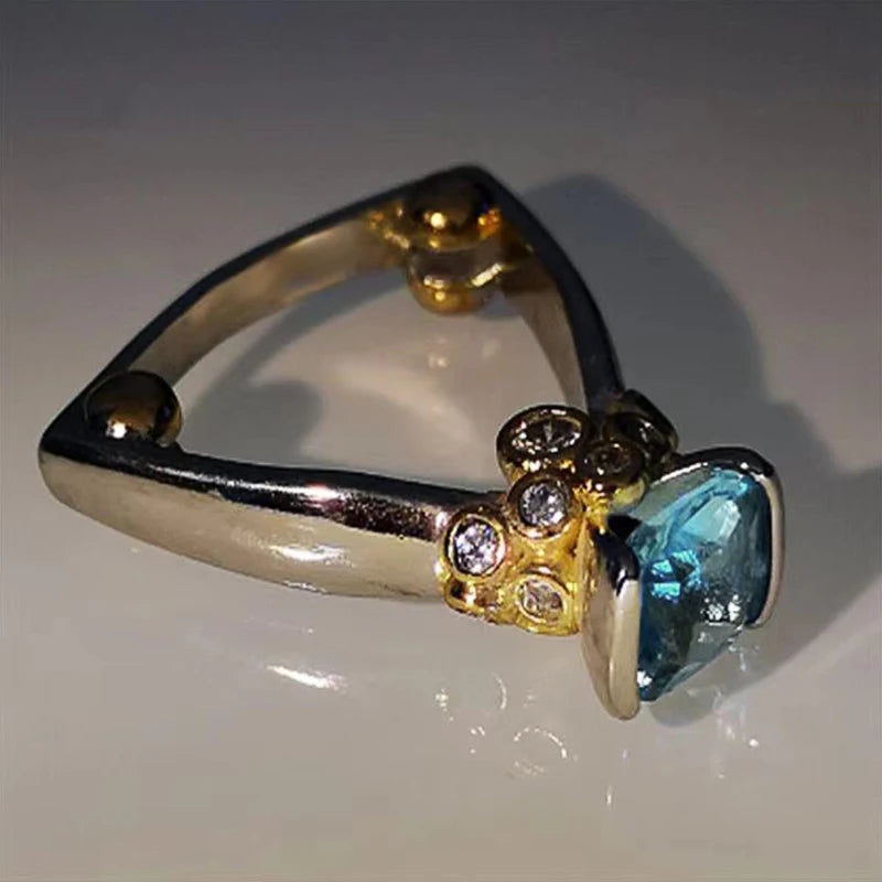 Modern Stylish Rings with Light Blue Cubic Zirconia Fresh Fashion Party Jewelry for Women Delicate Engagement Accessories