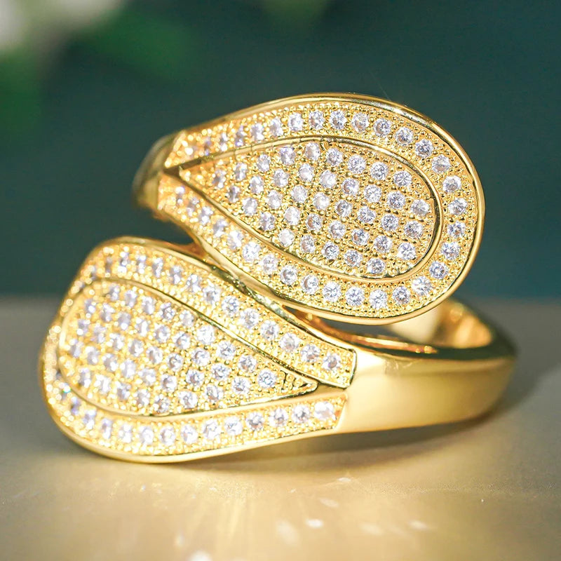 Luxury Gold Color Micro Paved CZ Ring for Women Fashion Water Drop Leaf Shape Finger Rings Party Wedding Jewelry Gift